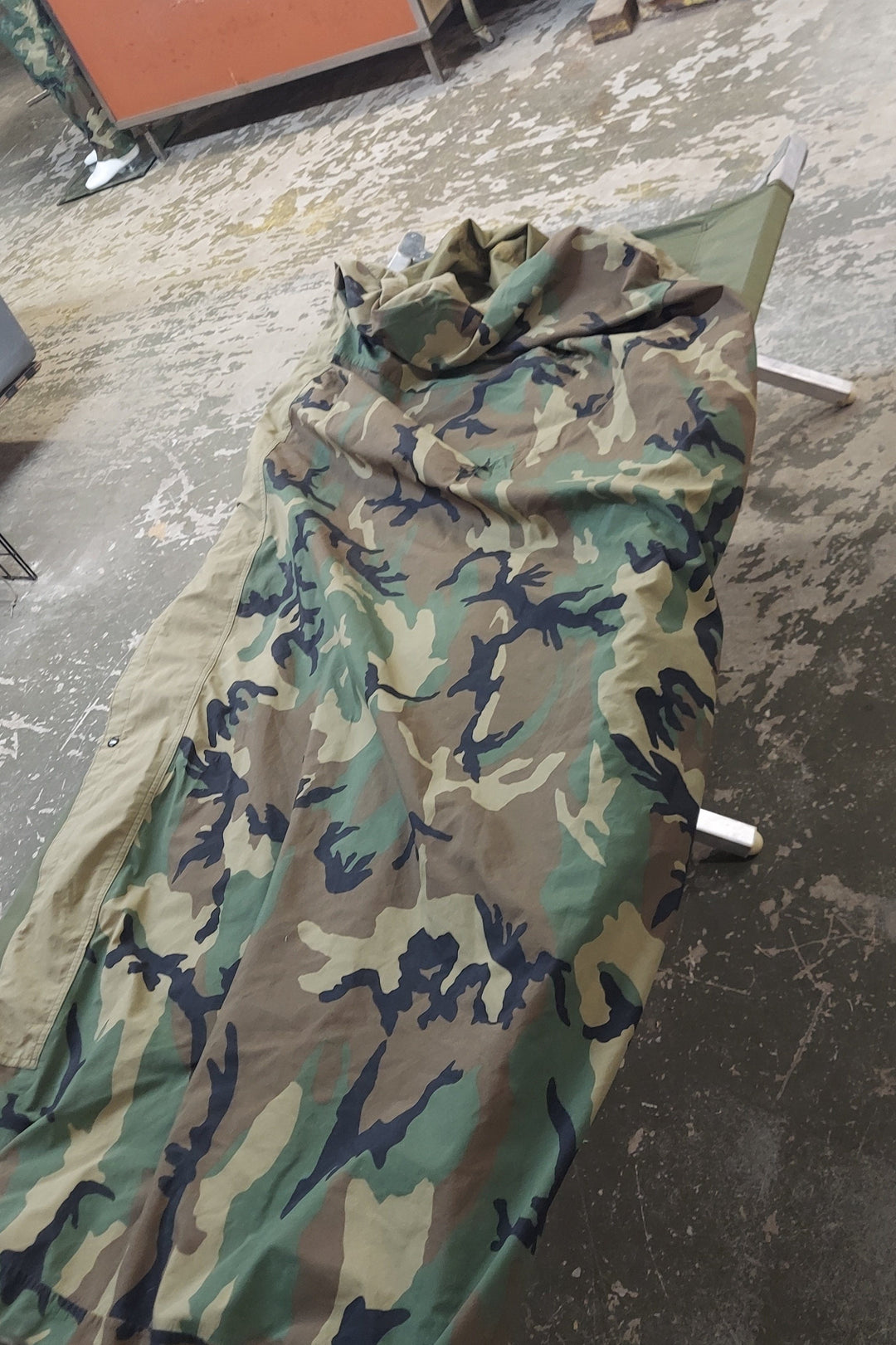 tarp gore tex Military Gore-Tex Bivy Sack | Military Surplus Design & Farbe:C - Weinrot Gestreift ROCKBROS Fahrrad Mütze Winter Das Fahrradbuch Not only is this